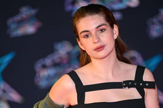 24eme NRJ music awards 2022 - Cannes - 18 11 2022 - Adele Castillon 286118 2022-11-18 Cannes France  Copyright: xMPPx STAR_286118_210