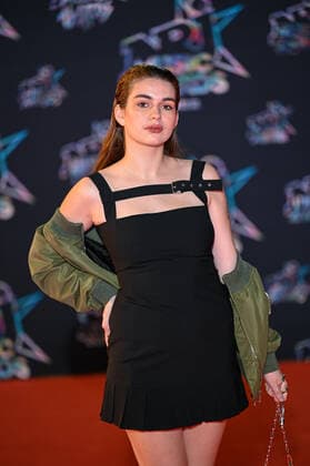 24eme NRJ music awards 2022 - Cannes - 18 11 2022 - Adele Castillon 286118 2022-11-18 Cannes France  Copyright: xMPPx STAR_286118_212