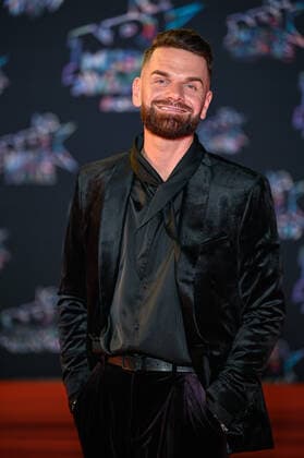 24eme NRJ music awards 2022 - Cannes - 18 11 2022 - Keen V 286118 2022-11-18 Cannes France  Copyright: xMPPx STAR_286118_217