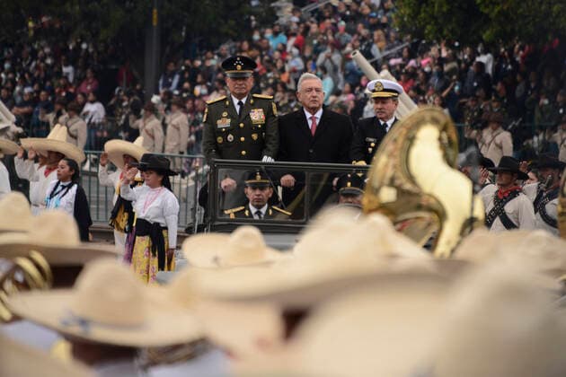 Mexican Revolution 112th Anniversary November 20, 2022, Mexico City, Mexico: President of Mexico, Andres Manuel Lopez Obrador, accompanied by the Secretary of the Navy Jose Rafael Ojeda Duran and the Secretary of Mexican Army, Luis Cresencio Sandoval, arrive at the Parade of the 112th anniversary of the Mexican Revolution. on November 20, 2022 in Mexico City, Mexico. (Photo by Carlos Tischler Eyepix Group) Copyright: xCarlosxTischler xEyepixxGroupx CT_20112022_81629