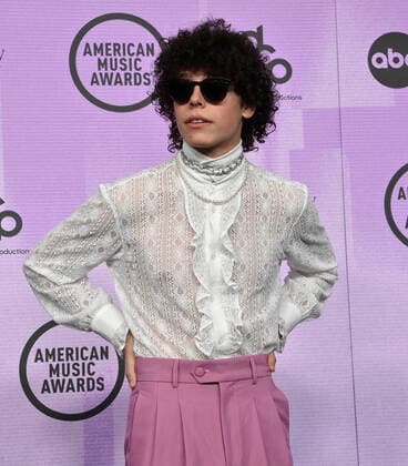 Reece Feldman arrives for the 50th annual American Music Awards at the Microsoft Theater in Los Angeles on Sunday, November 20, 2022.  LAP2022112069 JIMxRUYMEN