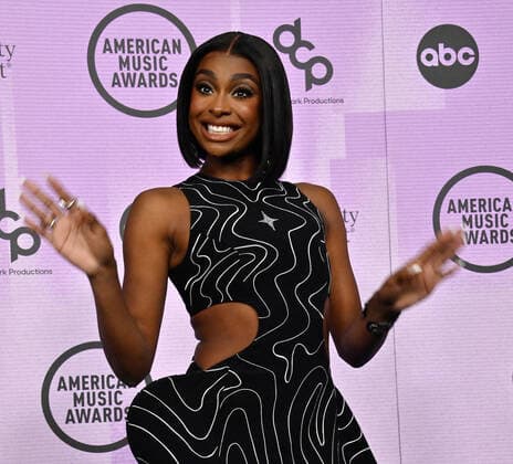 Coco Jones arrives for the 50th annual American Music Awards at the Microsoft Theater in Los Angeles on Sunday, November 20, 2022.  LAP20221120185 JIMxRUYMEN