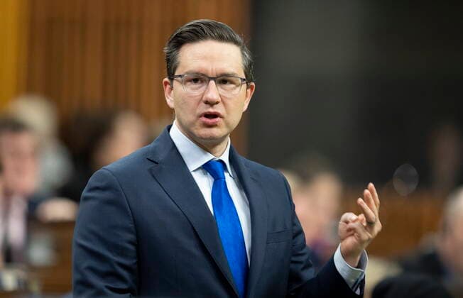 November 21, 2022, Ottawa, ON, Canada: Conservative leader Pierre Poilievre rises to question the government during Question Period, Monday, November 21, 2022 in Ottawa. Ottawa Canada  - ZUMAc35_ 20221121_zaf_c35_040 Copyright: xAdrianxWyldx