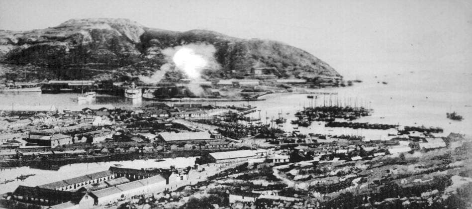 RECORD DATE NOT STATED View of Port Arthur, Manchuria, 1904. Artist: Anon Copyright:x?xFinexArtxImages HeritagexImagesx IMAGO ,2481401 ! ACHTUNG: AUFNAHMEDATUM GESCHÄTZT!  Copyright:?xFinexArtxImages HeritagexImagesx IMAGO