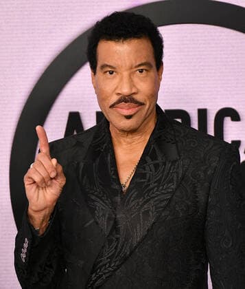 Lionel Richie attends the 2022 American Music Awards at Microsoft Theater on November 20, 2022 in Los Angeles, California. Photo: Casey Flanigan imageSPACE MediaPunch Copyright: ximageSPACEx