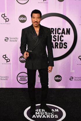 Lionel Richie attends the 2022 American Music Awards at Microsoft Theater on November 20, 2022 in Los Angeles, California. Photo: Casey Flanigan imageSPACE MediaPunch Copyright: ximageSPACEx