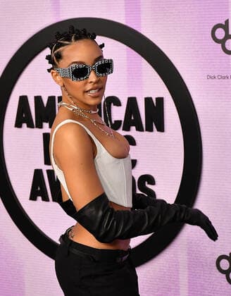 November 20, 2022, Los Angeles, CA, USA: Tinashe attends the 2022 American Music Awards at Microsoft Theater on November 20, 2022 in Los Angeles, California. Los Angeles USA - ZUMAs181 20221120_zea_s181_579 Copyright: xImagespacex