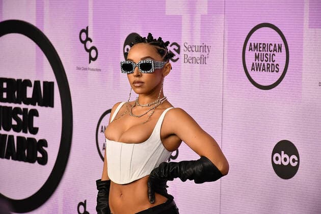 November 20, 2022, Los Angeles, CA, USA: Tinashe attends the 2022 American Music Awards at Microsoft Theater on November 20, 2022 in Los Angeles, California. Los Angeles USA - ZUMAs181 20221120_zea_s181_573 Copyright: xImagespacex