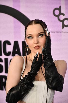 November 20, 2022, Los Angeles, CA, USA: Dove Cameron attends the 2022 American Music Awards at Microsoft Theater on November 20, 2022 in Los Angeles, California. Los Angeles USA - ZUMAs181 20221120_zea_s181_535 Copyright: xImagespacex