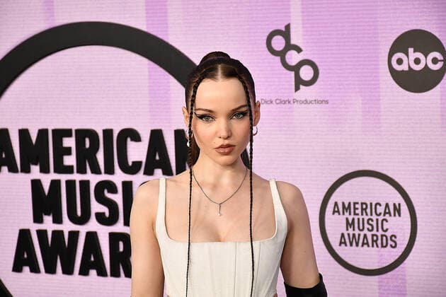 November 20, 2022, Los Angeles, CA, USA: Dove Cameron attends the 2022 American Music Awards at Microsoft Theater on November 20, 2022 in Los Angeles, California. Los Angeles USA - ZUMAs181 20221120_zea_s181_527 Copyright: xImagespacex