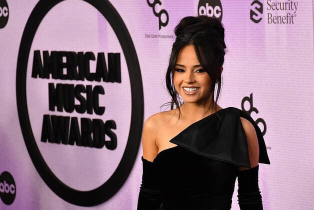 November 20, 2022, Los Angeles, CA, USA: Becky G attends the 2022 American Music Awards at Microsoft Theater on November 20, 2022 in Los Angeles, California. Los Angeles USA - ZUMAs181 20221120_zea_s181_510 Copyright: xImagespacex