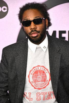 November 20, 2022, Los Angeles, CA, USA: Brent Faiyaz attends the 2022 American Music Awards at Microsoft Theater on November 20, 2022 in Los Angeles, California. Los Angeles USA - ZUMAs181 20221120_zea_s181_493 Copyright: xImagespacex