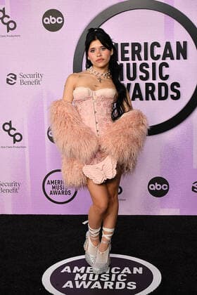 November 20, 2022, Los Angeles, CA, USA: Nessa Barrett attends the 2022 American Music Awards at Microsoft Theater on November 20, 2022 in Los Angeles, California. Los Angeles USA - ZUMAs181 20221120_zea_s181_482 Copyright: xImagespacex