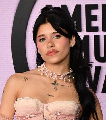 November 20, 2022, Los Angeles, CA, USA: Nessa Barrett attends the 2022 American Music Awards at Microsoft Theater on November 20, 2022 in Los Angeles, California. Los Angeles USA - ZUMAs181 20221120_zea_s181_483 Copyright: xImagespacex