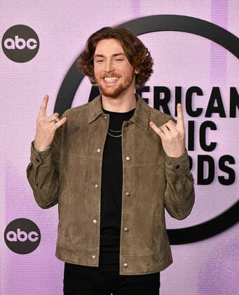 November 20, 2022, Los Angeles, CA, USA: Bailey Zimmerman attends the 2022 American Music Awards at Microsoft Theater on November 20, 2022 in Los Angeles, California. Los Angeles USA - ZUMAs181 20221120_zea_s181_486 Copyright: xImagespacex