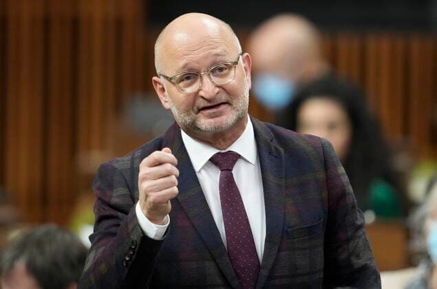 November 22, 2022, Ottawa, ON, Canada: Minister of Justice and Attorney General of Canada David Lametti rises during Question Period, in Ottawa, Tuesday, Nov. 22, 2022. Ottawa Canada  - ZUMAc35_ 20221122_zaf_c35_088 Copyright: xAdrianxWyldx