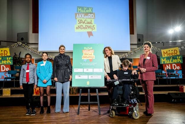 HILVERSUM Queen Maxima during a working visit to the Muziekcentrum van de Omroep During the visit, the Queen will attend the signing of the Music Agreement for special education, as honorary chairman of the Meer Muziek in de Klas foundation ANP REMKO DE WAAL netherlands out belgium out  Copyright: xx x458240584x originalFilename: 458240584.jpg