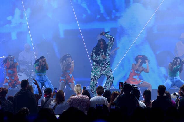 Bilder des Jahres 2022, Entertainment 11 November Entertainment Themen der Woche KW47 Entertainment Bilder des Tages 2022 ARIA AWARDS, Baker Boy performs during the 2022 ARIA Awards at Hordern Pavilion in Sydney, Thursday, November 24, 2022. ( NO ARCHIVING, EDITORIAL USE ONLY, NO USE IN BOOKS WITHOUT CONSENT SYDNEY NSW AUSTRALIA  Copyright: xBIANCAxDExMARCHIx 20221124001734497460