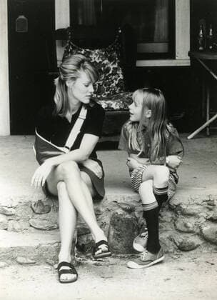 American actresses Mary Stuart Masterson and Evan Rachel Wood in the movie Digging to China, USA 1998 