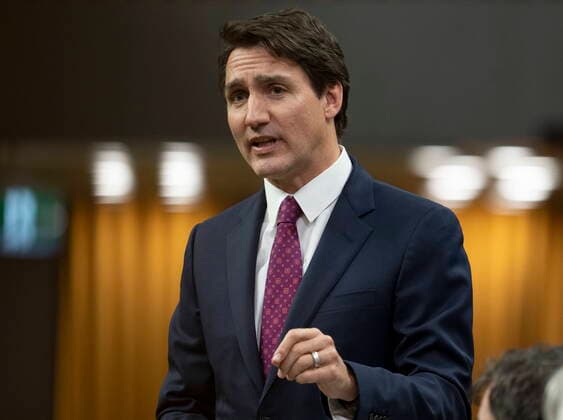 November 24, 2022, Ottawa, ON, Canada: Prime Minister Justin Trudeau rises during Question Period, in Ottawa, Thursday, Nov. 24, 2022. Ottawa Canada  - ZUMAc35_ 20221124_zaf_c35_108 Copyright: xAdrianxWyldx