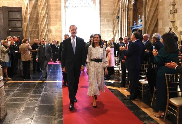 25-11-2022 Valencia Queen Letizia and King Felipe attend the 34th King Jaume I awards ceremony in Valencia, Spain. Â  Copyright: xPPEx
