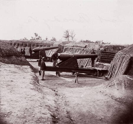 RECORD DATE NOT STATED Fort Brady, James River, 1864. Creator: Andrew Joseph Russell. Copyright:xHeritagexArt HeritagexImagesx IMAGO ,2778389 ! ACHTUNG: AUFNAHMEDATUM GESCHÄTZT!  Copyright:HeritagexArt HeritagexImagesx IMAGO