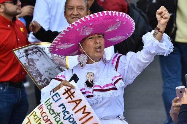 November 27, 2022, Mexico City, Mexico: Persons join during the March of Transformation in support of the Mexican President Andres Manuel Lopez Obrador at the Angel of Independence towards the Zocalo, prior to Lopez Obrador 4th Government Report. on November 27, 2022 in Mexico City, Mexico. Mexico City Mexico - ZUMAe321 20221127_zia_e321_062 Copyright: xCarlosxTischler xEyepixxGroupx