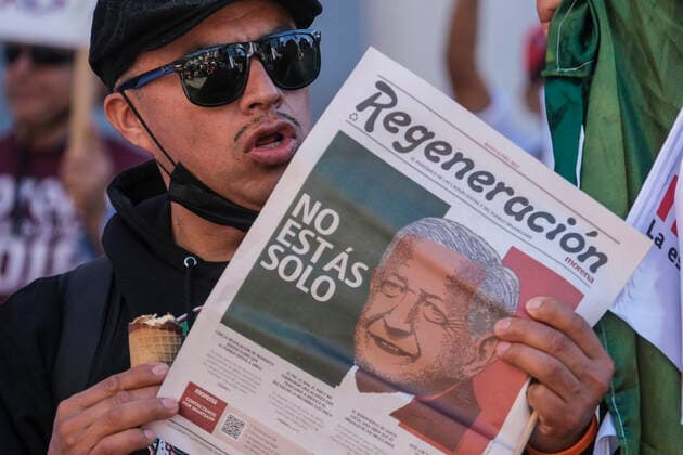 November 27, 2022, Los Angeles, California, USA: Members of the Full Rights for Immigrants Coalition take part in a rally to support political reform in Mexico, Sunday November 27, 2022 in Los Angeles. Los Angeles USA - ZUMAc68_ 20221127_zaf_c68_002 Copyright: xRingoxChiux