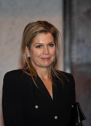 29-11-2022 Amsterdam Queen Maxima at the award ceremony of the Erasmus Prize, 150.000,-- euro to the Israeli writer David Grossman (Jerusalem, 1954) in the Royal Palace of Amsterdam. This year theme is Connectors in a Divided World. Â  Copyright: xPPEx