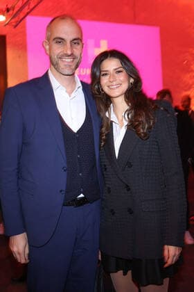 Award of the City Culture Prize 2022 to Fury in the Slaughterhouse by the Freundeskreis Hannover in the Orangerie Herrenhausen on 29 November 2022 The special prize for outstanding civic engagement was awarded to Neues Land e V ,Belit Onay Grüne and his wife Derya