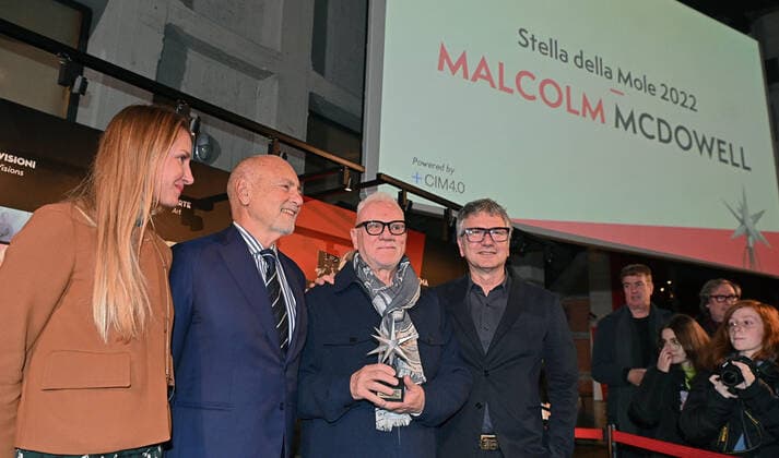 Entertainment Bilder des Tages November 30, 2022, TURIN, Italia: The award ceremony for the Stella della Mole award to Malcolm McDowell at the cinema museum, in Turin, Italy, 30 November 2022. ANSA ALESSANDRO DI MARCO TURIN Italia - ZUMAa110 20221130_zaf_a110_046 Copyright: xAlessandroxDixMarcox