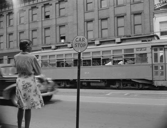 RECORD DATE NOT STATED Street corner, 7th Street and Florida Avenue, N.W., Washington, D.C., 1942. Creator: Gordon Parks. Copyright:xHeritagexArt HeritagexImagesx IMAGO ,2902689 ! ACHTUNG: AUFNAHMEDATUM GESCHÄTZT!  Copyright:HeritagexArt HeritagexImagesx IMAGO
