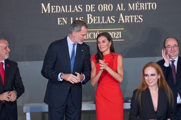 December 1, 2022: King Felipe VI of Spain, Queen Letizia of Spain attends delivery Gold Medals of Merit in Fine Arts 2021 at TEA Tenerife Espacio de las Artes on December 1, 2022 in Santa Cruz de Tenerife, Spain - ZUMAg15_ 20221201_zaf_g15_033 Copyright: xJackxAbuinx