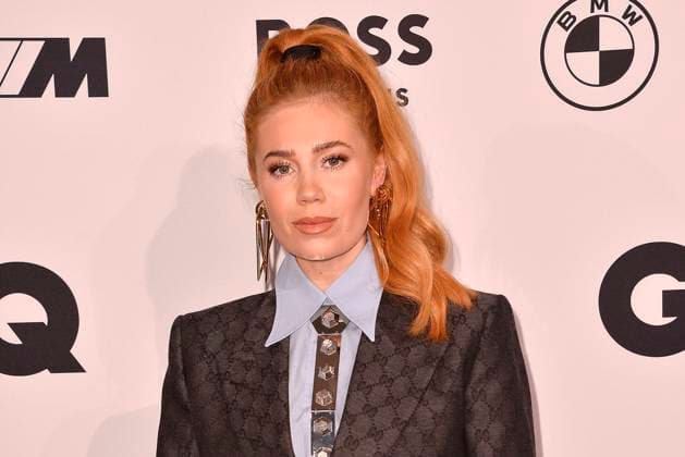 Palina Rojinski bei der Ankunft zur Verleihung der GQ Men Of The Year Awards am 1.12.2022 in Berlin GQ Men Of The Year Awards 2022 in Berlin *** Palina Rojinski arriving at the GQ Men Of The Year Awards on 1 12 2022 in Berlin GQ Men Of The Year Awards 2022 in Berlin 