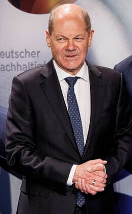 02 12 2022 Düsseldorf Federal Chancellor Olaf Scholz at the award ceremony for the 15 German Sustainability Award at the Maritim Hotel Düsseldorf Maritim Hotel North Rhine-Westphalia Germany