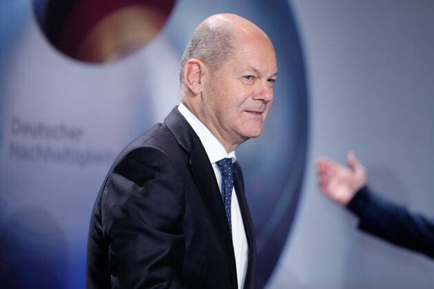 15 German Sustainability Award in Duesseldorf Olaf Scholz the Chancellor of the Federal Republic of Germany in portrait on the red carpet at the 15 German Sustainability Award at the Maritim Hotel in Duesseldorf Duesseldorf North Rhine Westphalia Germany