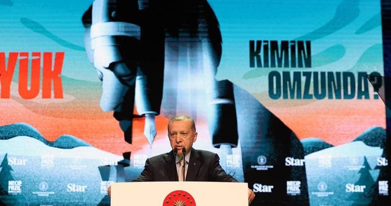 Turkish President Recep Tayyip Erdogan makes a speech during the Necip Fazil Awards Ceremony Turkish President Recep Tayyip Erdogan makes a speech during the Necip Fazil Awards Ceremony at Ataturk Cultural Center in Istanbul, Turkiye on December 02, 2022. Photo by Turkish presidency apaimages Istanbul Istanbul Turkey 021222_TURKIYE_TPO_00 (3) Copyright: xapaimagesxTurkishxpresidencyx xapaimagesx