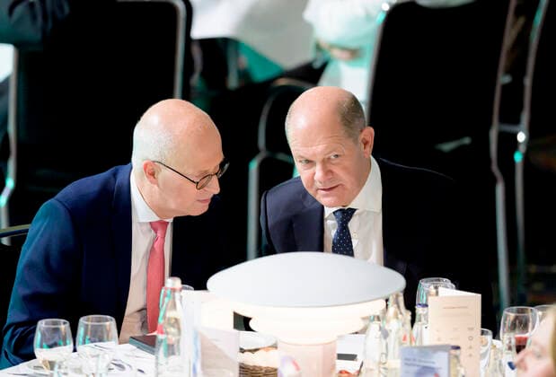 Federal Chancellor Olaf SCHOLZ with Dr Peter TSCHENTSCHER l President of the Bundesrat, First Mayor of Hamburg , German Sustainability Award on 02 12 2022 in Duesseldorf Germany