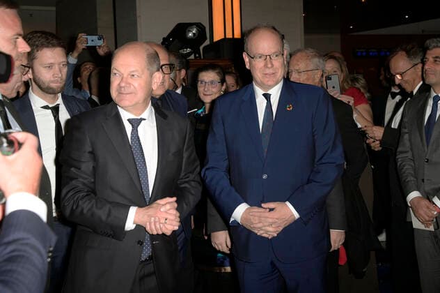 Olaf Scholz and Prince Albert II of Monaco at the presentation of the 15 German Sustainability Award 2022 at the Maritim Hotel Düsseldorf, 02 12 2022 Foto:xF.xKernx xFuturexImage