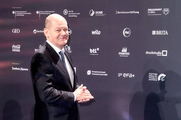 German Sustainability Award 2022 German Chancellor Olaf Scholz on the red carpet at the German Sustainability Award ceremony in the Maritim Hotel in Düsseldorf Copyright: xEventpressxGolejewskix