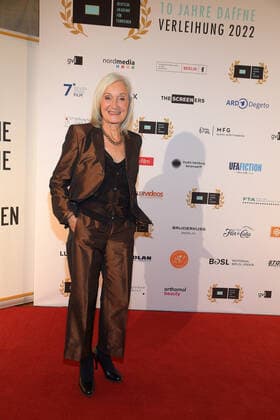 Award of the DAfFNE Award 2022 Eleonore Weisgerber arrival to the award ceremony of the DAfFNE German Academy for Television, Award 2022 in the Meistersall in Berlin on 03 12 2022 Photopress Mueller