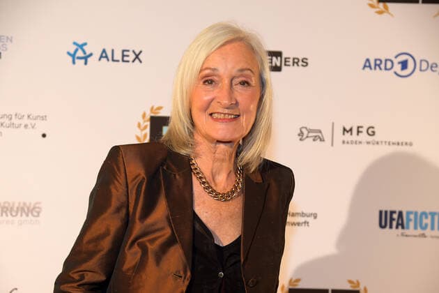 Award of the DAfFNE Award 2022 Eleonore Weisgerber arrival to the award ceremony of the DAfFNE German Academy for Television, Award 2022 in the Meistersall in Berlin on 03 12 2022 Photopress Mueller