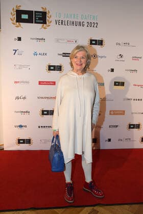 Award of the DAfFNE Award 2022 Jutta Speitel Arrival to the award of the DAfFNE German Academy for Television, Award 2022 in the Meistersall in Berlin on 03 12 2022 Photopress Mueller