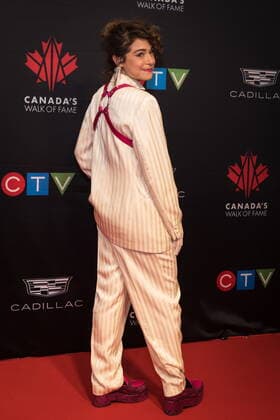 December 3, 2022, TORONTO, ON, CANADA: Tatiana Maslany, 2022 inductee, poses for a photograph on the red carpet for the 2022 Canada™s Walk of Fame Gala in Toronto, on Saturday, December 3, 2022. TORONTO CANADA  - ZUMAc35_ 20221203_zaf_c35_125 Copyright: xTijanaxMartinx