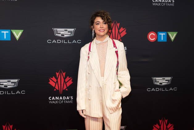 December 3, 2022, TORONTO, ON, CANADA: Tatiana Maslany, 2022 inductee, poses for a photograph on the red carpet for the 2022 Canada™s Walk of Fame Gala in Toronto, on Saturday, December 3, 2022. TORONTO CANADA  - ZUMAc35_ 20221203_zaf_c35_127 Copyright: xTijanaxMartinx