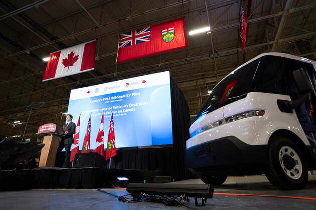 December 5, 2022, Ingersoll, Ontario, CANADA: Prime Minister Justin Trudeau speaks at the General Motors CAMI production plant in Ingersoll, Ont., on Monday, December 5, 2022. Prime Minister Trudeau and Ontario Premier Doug Ford marked a Canadian milestone Monday, celebrating the launch of the country s first full-scale electric vehicle manufacturing plant. Ingersoll CANADA  - ZUMAc35_ 20221205_zaf_c35_051 Copyright: xNicolexOsbornex
