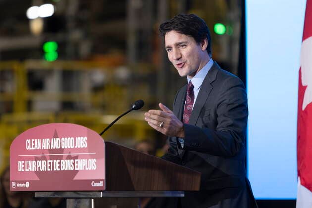 December 5, 2022, Ingersoll, Ontario, CANADA: Prime Minister Justin Trudeau speaks at the General Motors CAMI production plant in Ingersoll, Ont., on Monday, December 5, 2022. Prime Minister Trudeau and Ontario Premier Doug Ford marked a Canadian milestone Monday, celebrating the launch of the country s first full-scale electric vehicle manufacturing plant. Ingersoll CANADA  - ZUMAc35_ 20221205_zaf_c35_056 Copyright: xNicolexOsbornex