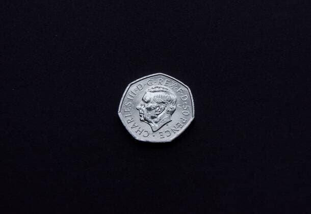 December 8, 2022, London, England, United Kingdom: The new 50p coin, with a portrait of King Charles III replacing Queen Elizabeth II, has been introduced into circulation in the UK, with the monarch now facing left, opposite to previous coins featuring The Queen. London United Kingdom - ZUMAv130 20221208_zip_v130_002 Copyright: xVukxValcicx