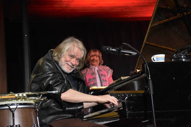 Bilder des Jahres 2022, Entertainment 12 Dezember Entertainment Themen der Woche KW49 Entertainment Bilder des Tages Helge Schneider Saenger Musiker Muenchen 08.12.2022 Hotel Bayerischer Hof Night Club-Pressetermin-Helge Schneider Tourne 2023 Der Letzte. Torero Big L.A. Schow *** Helge Schneider Saenger Musician Munich 08 12 2022 Hotel Bayerischer Hof Night Club Press appointment Helge Schneider Tourne 2023 Der Letzte Torero Big L A Schow