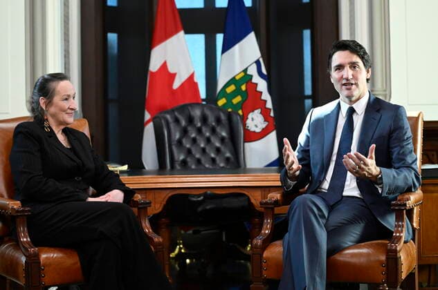 December 9, 2022, Ottawa, ON, CAN: Prime Minister Justin Trudeau meets with Premier of the Northwest Territories Caroline Cochrane in his office in West Block on Parliament Hill in Ottawa, on Friday, Dec. 9, 2022. Ottawa CAN  - ZUMAc35_ 20221209_zaf_c35_019 Copyright: xJustinxTangx